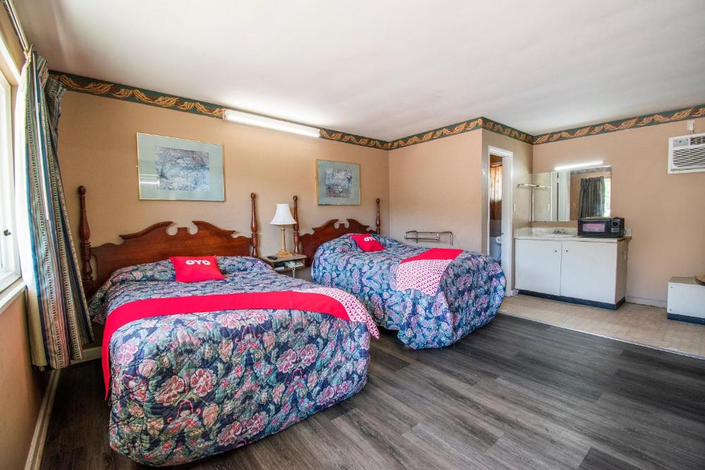 Double Room with Two Double Beds interior